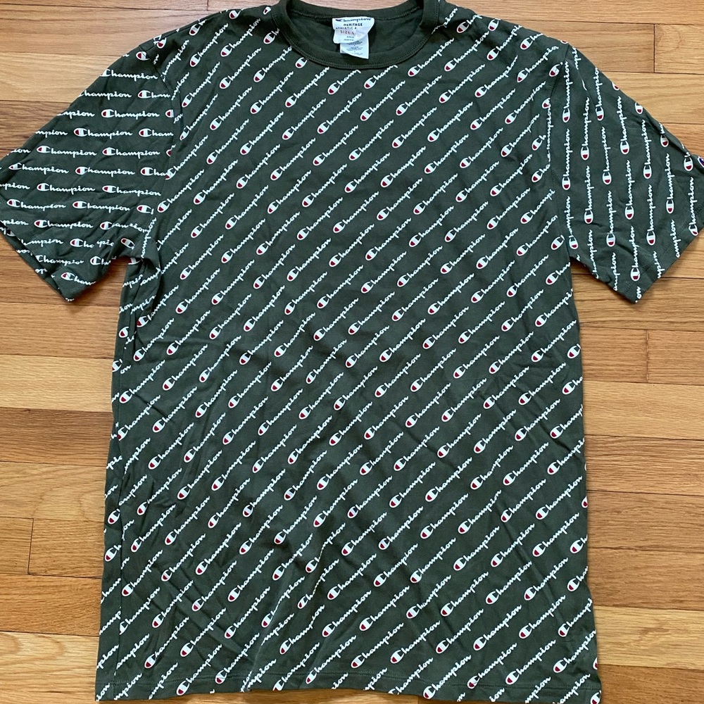 Men’s CHAMPION t shirt